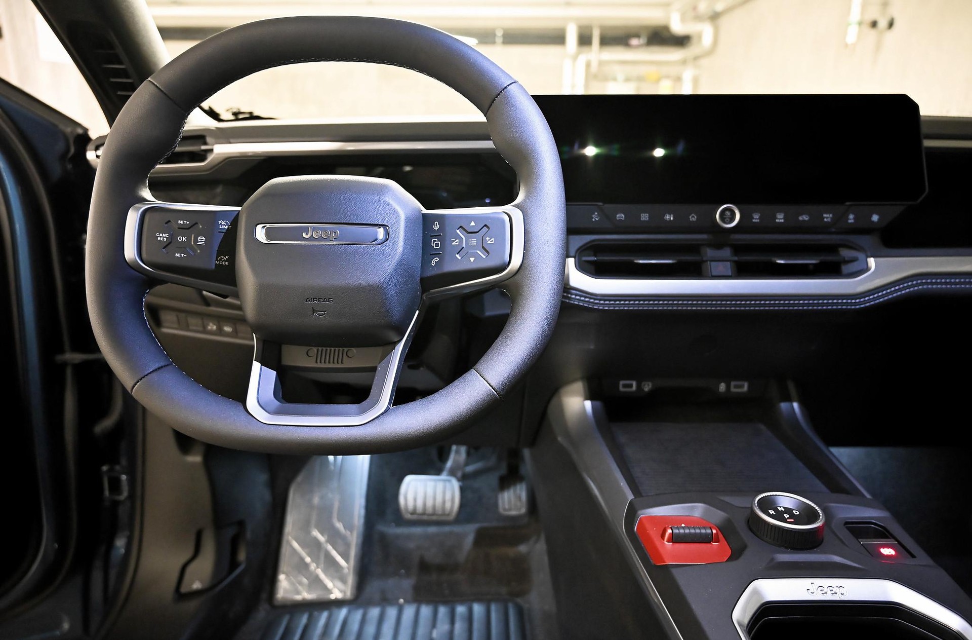 JEEP Compass First Edition-image-13