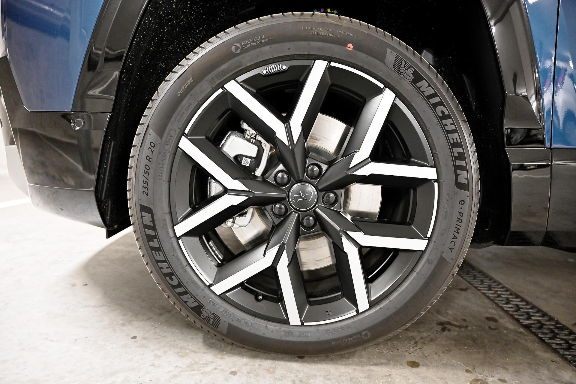 JEEP Compass First Edition-image-5