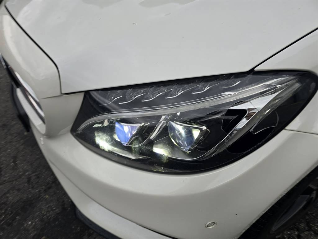 MERCEDES-BENZ C 250 d Swiss Star AMG Line 4Matic 9G-Tronic-image-12
