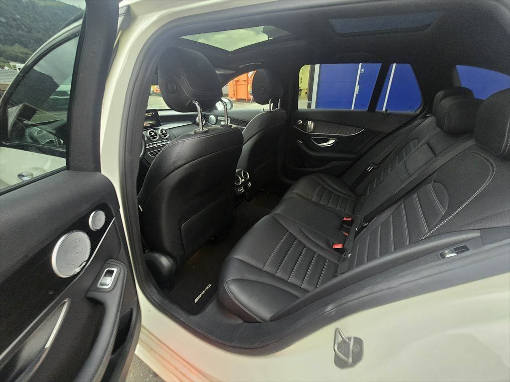 MERCEDES-BENZ C 250 d Swiss Star AMG Line 4Matic 9G-Tronic-image-9