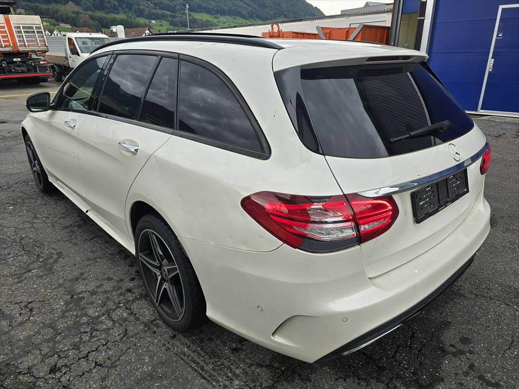 MERCEDES-BENZ C 250 d Swiss Star AMG Line 4Matic 9G-Tronic-image-2