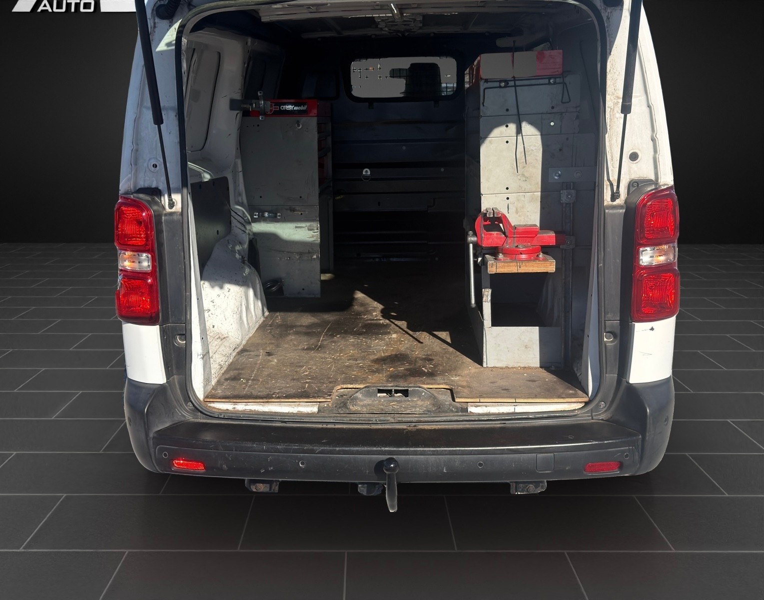 PEUGEOT Expert 2.0 BlueHDi 180 S&S Allure Long EAT8 mit 177 PS * 3-Plätzer *-image-9