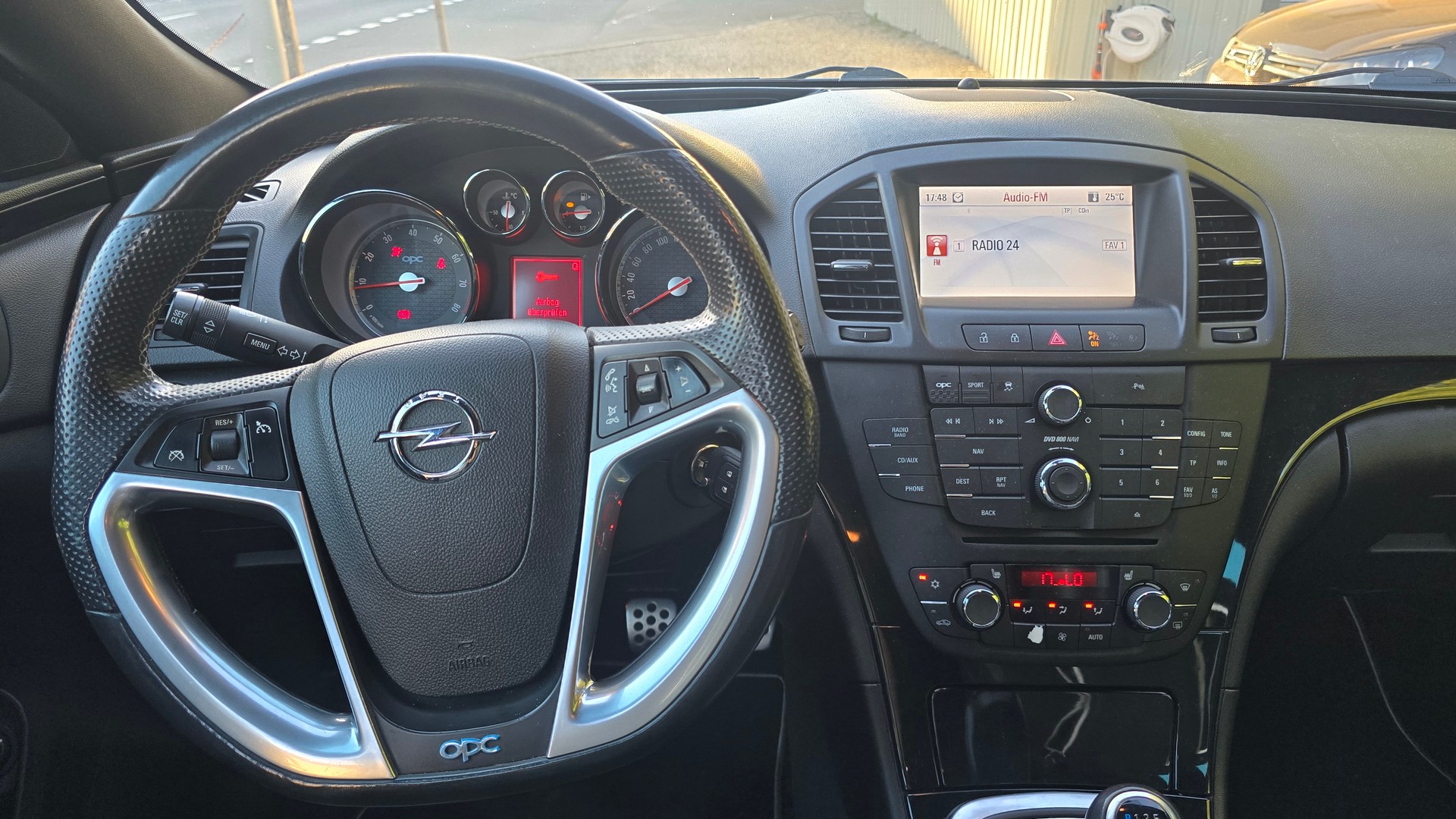 OPEL Insignia Sports Tourer 2.8 Turbo OPC 4WD-image-10