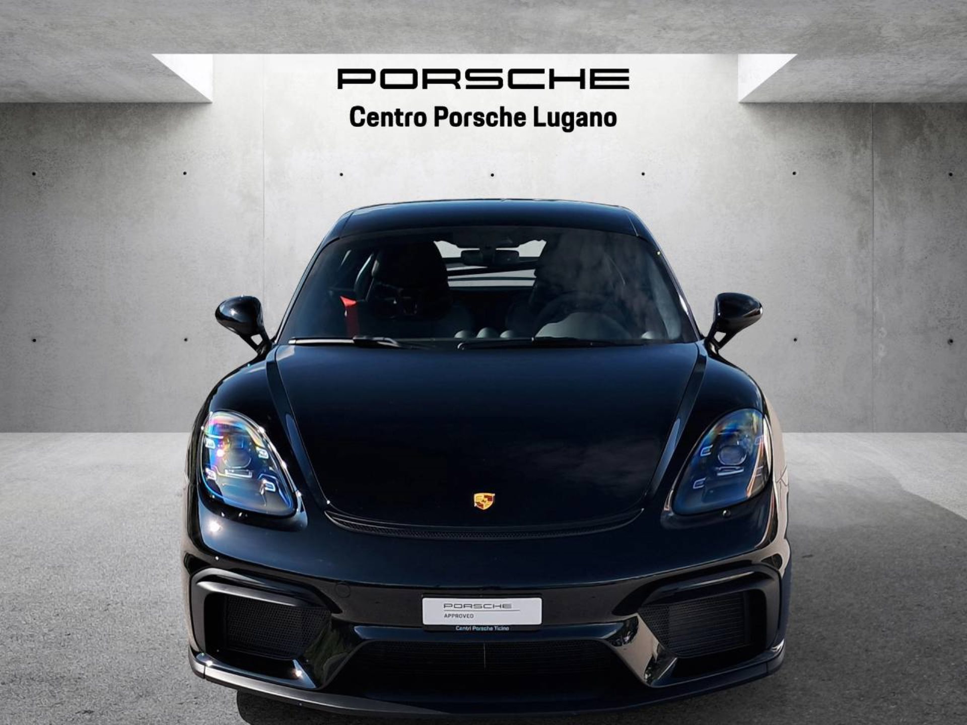PORSCHE 718 Cayman GT4-image-9