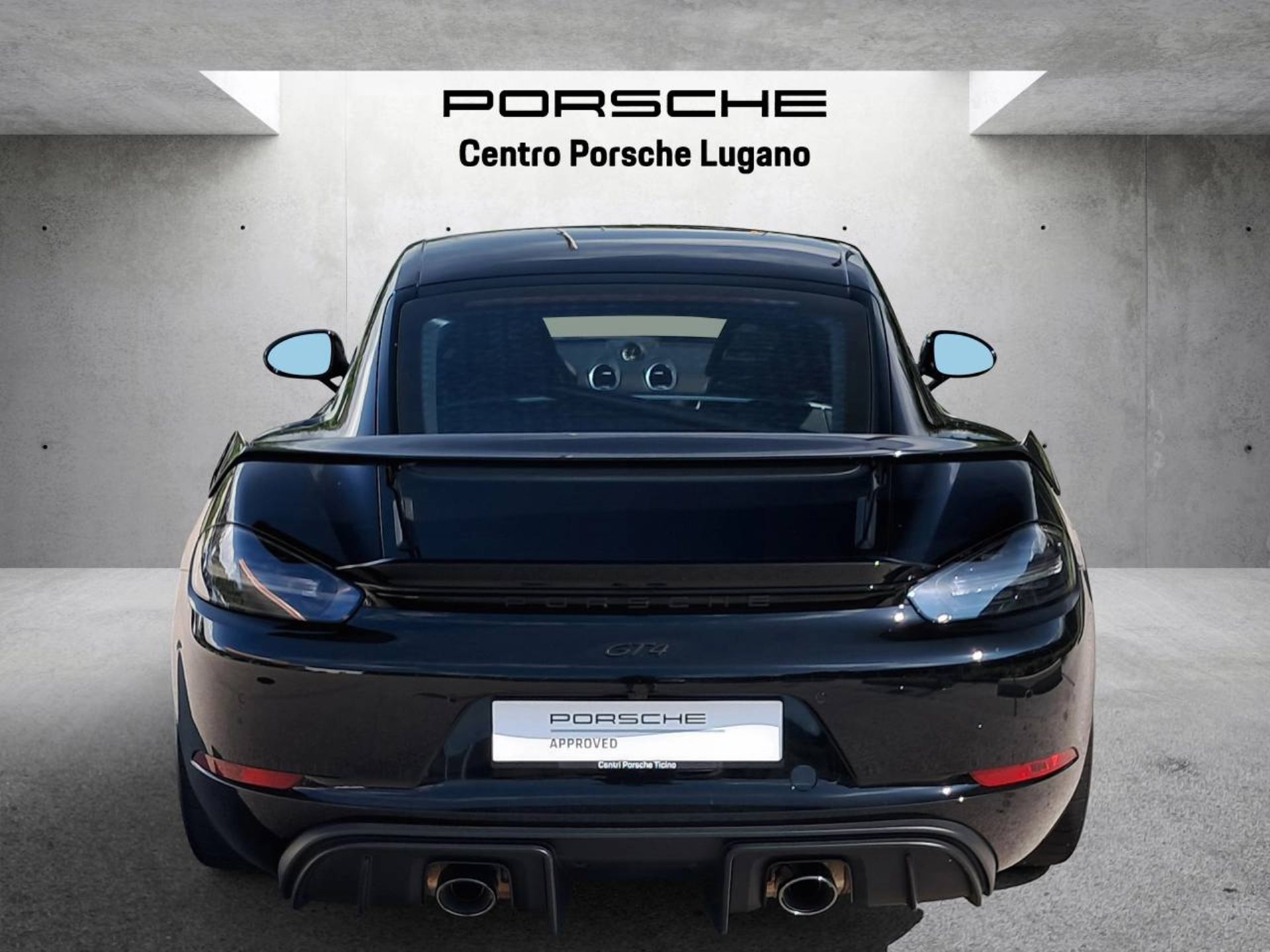 PORSCHE 718 Cayman GT4-image-10