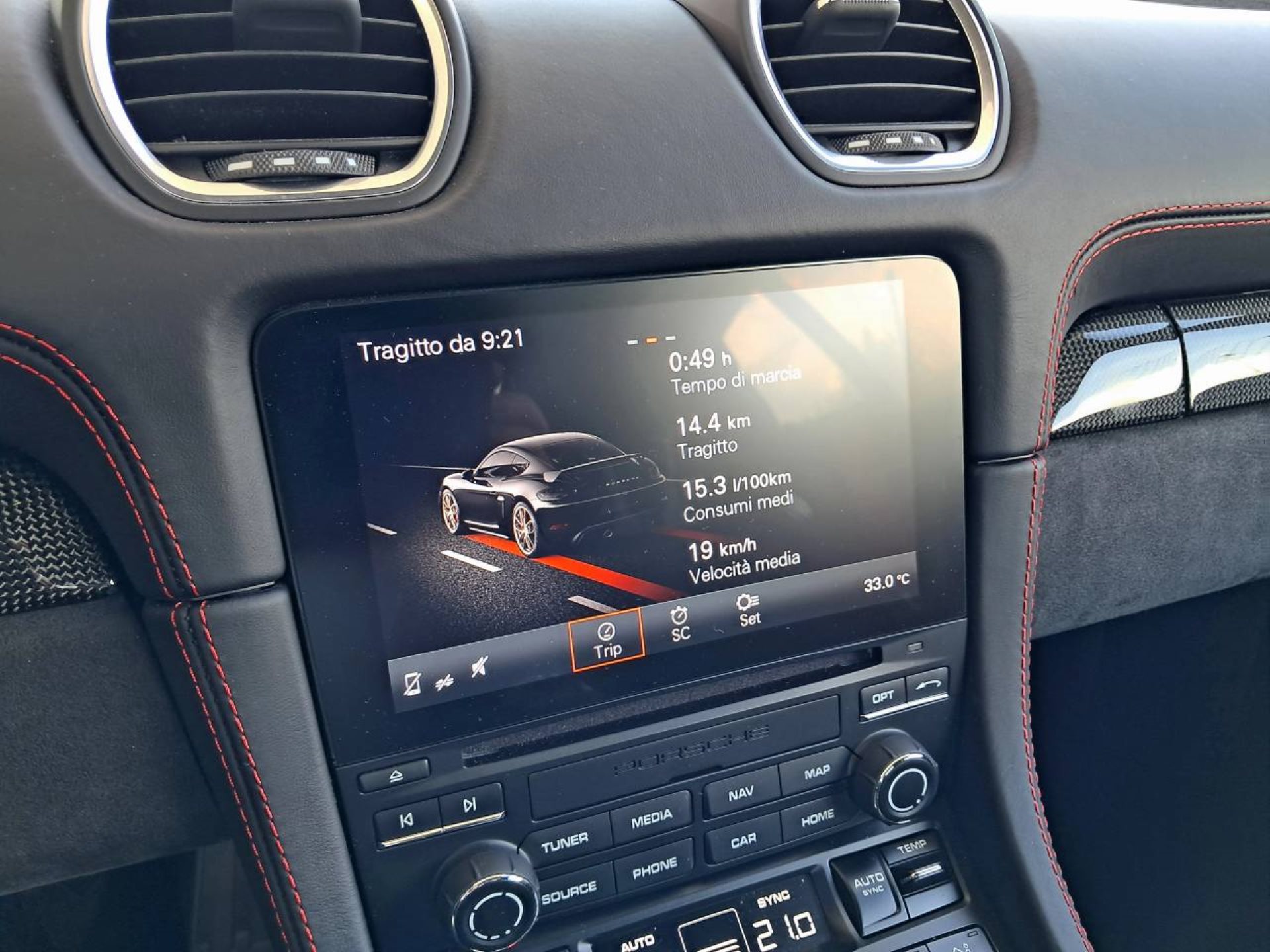 PORSCHE 718 Cayman GT4-image-20