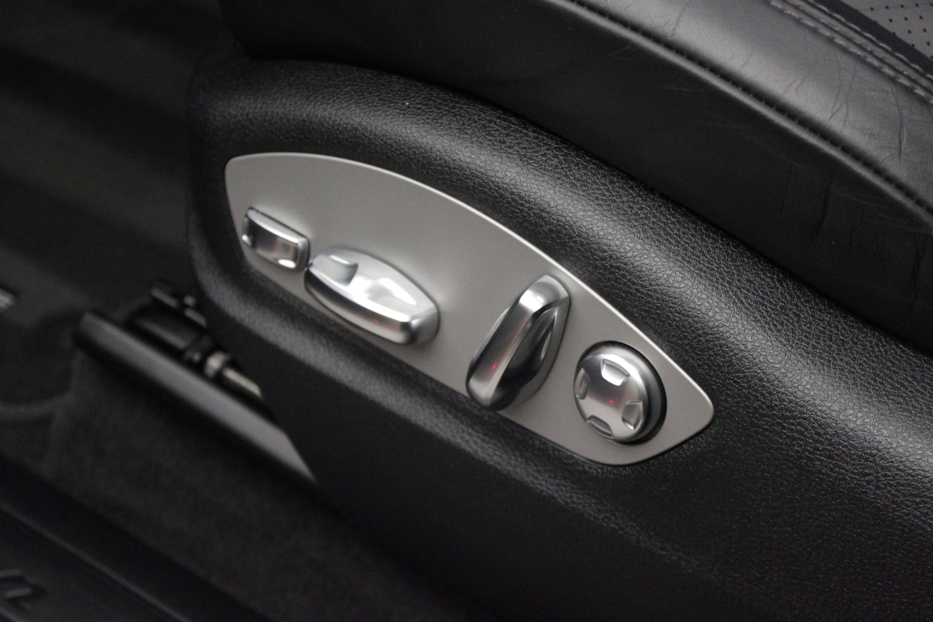 PORSCHE Macan PDK-image-20