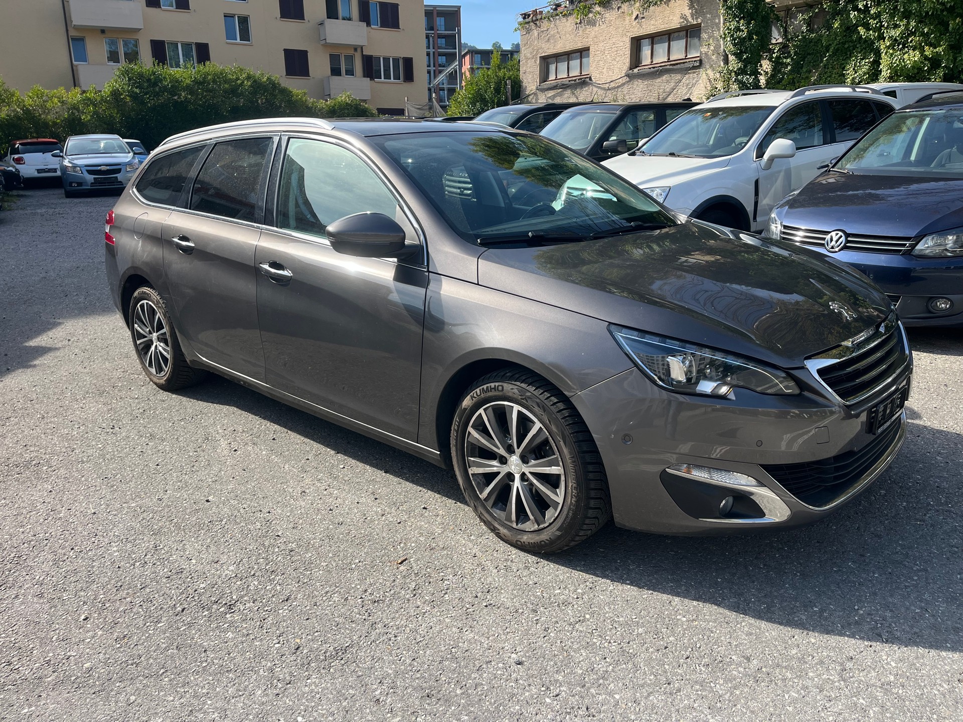 PEUGEOT 308 SW 1.2 THP Style Automatic-image-5