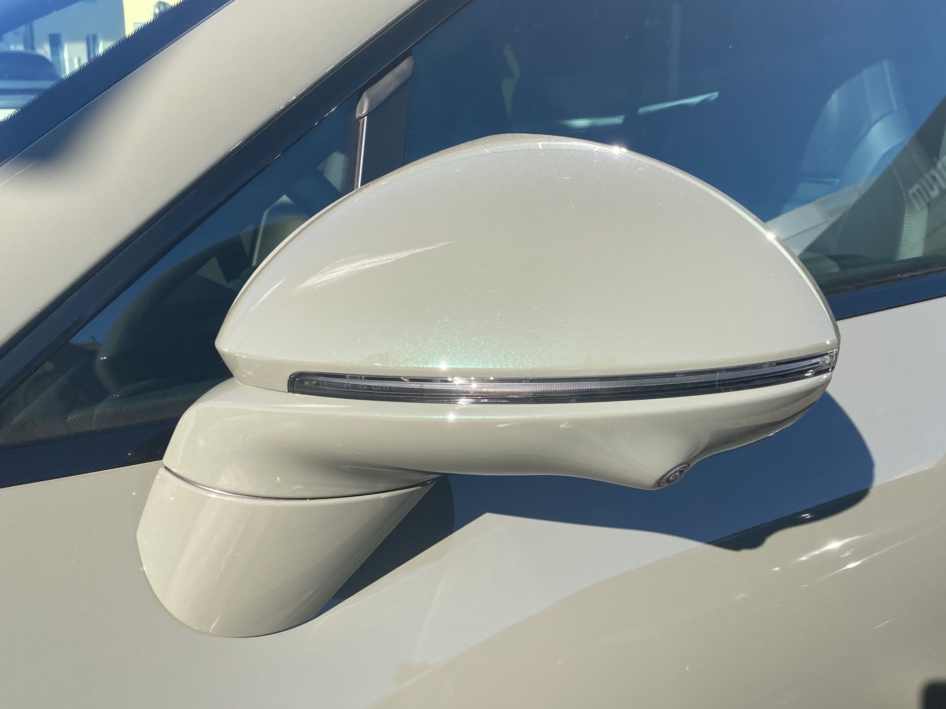 PORSCHE Cayenne Electric Basis-image-28