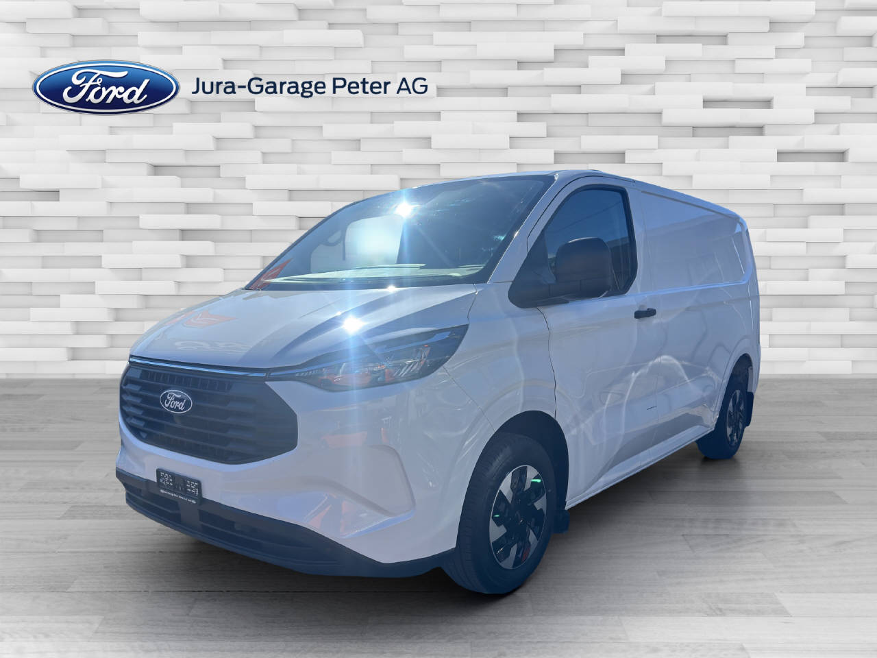 FORD Transit Custom Van 320 L1 2.5 Duratec 233 Trend PHEV-image-0