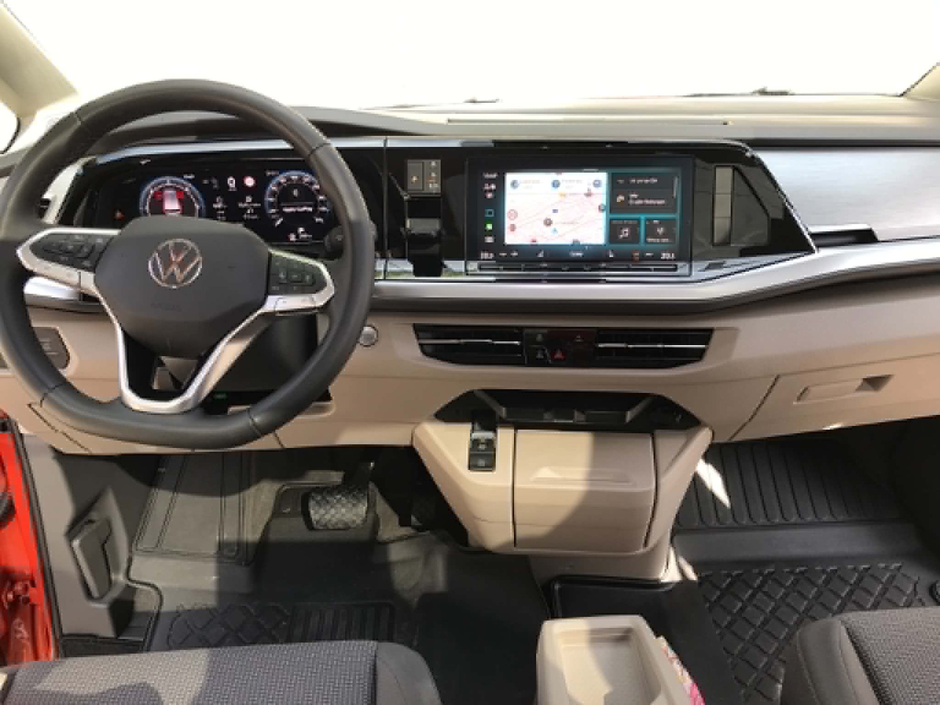 VW 2.0 TDI Life DSG-image-2