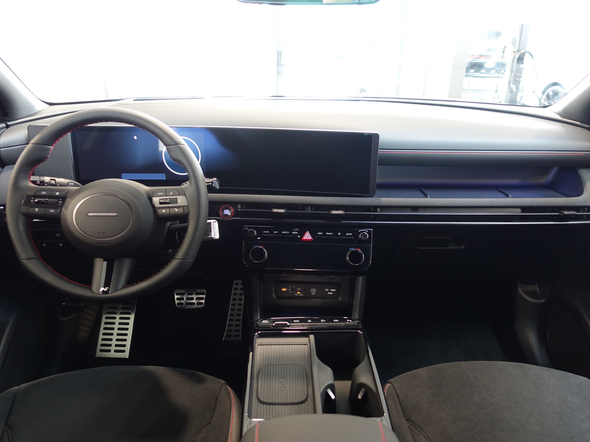 HYUNDAI Tucson 1.6PHEV N-Line LUX 4WD Vollausstattung-image-10