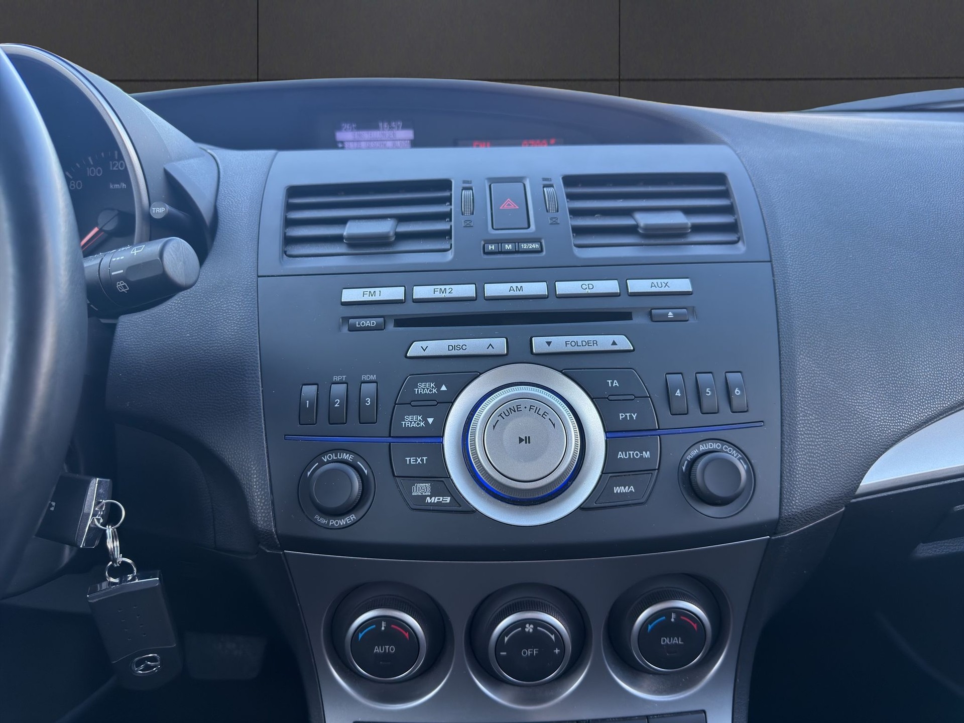 MAZDA 3 2.0 16V Exclusive Activematic-image-13