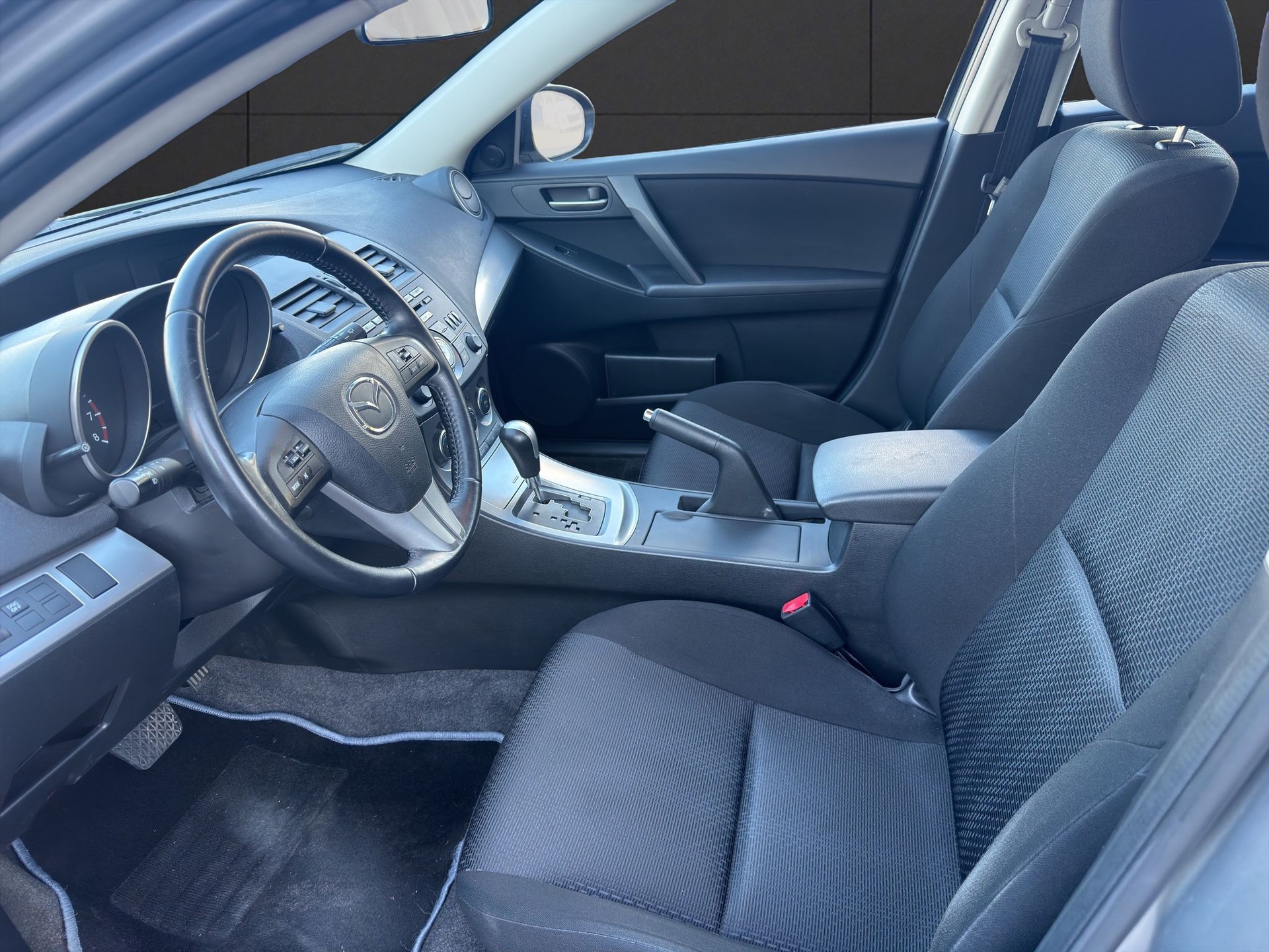 MAZDA 3 2.0 16V Exclusive Activematic-image-8