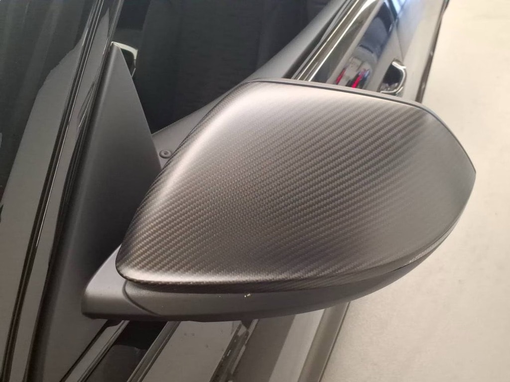 AUDI RSQ8 performance *Carbon Paket*-image-3