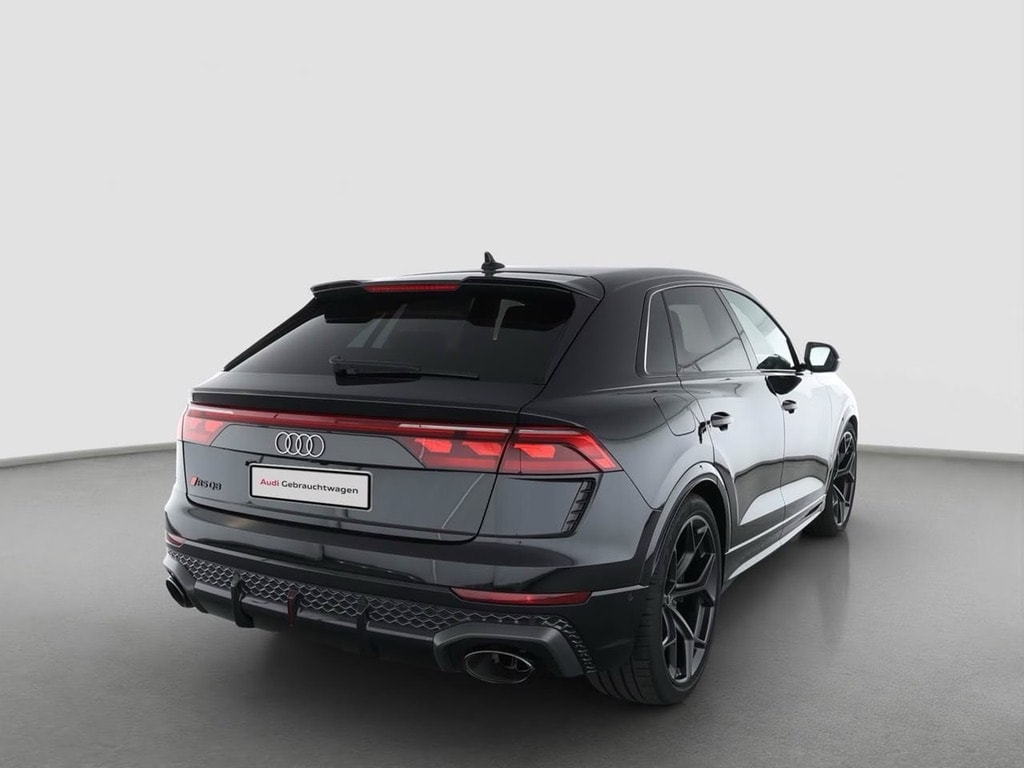 AUDI RSQ8 performance *Carbon Paket*-image-1