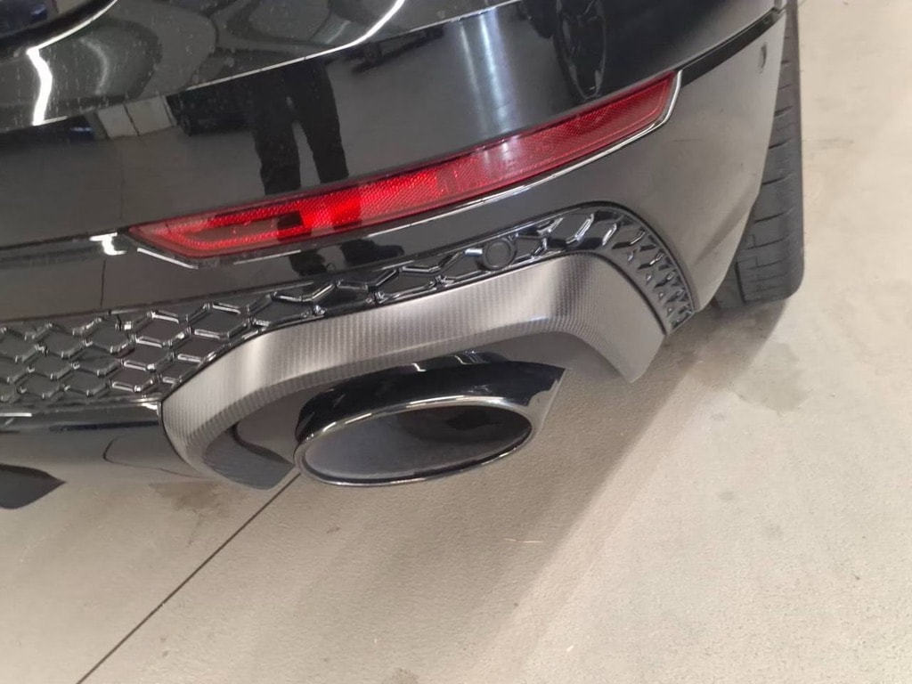 AUDI RSQ8 performance *Carbon Paket*-image-4