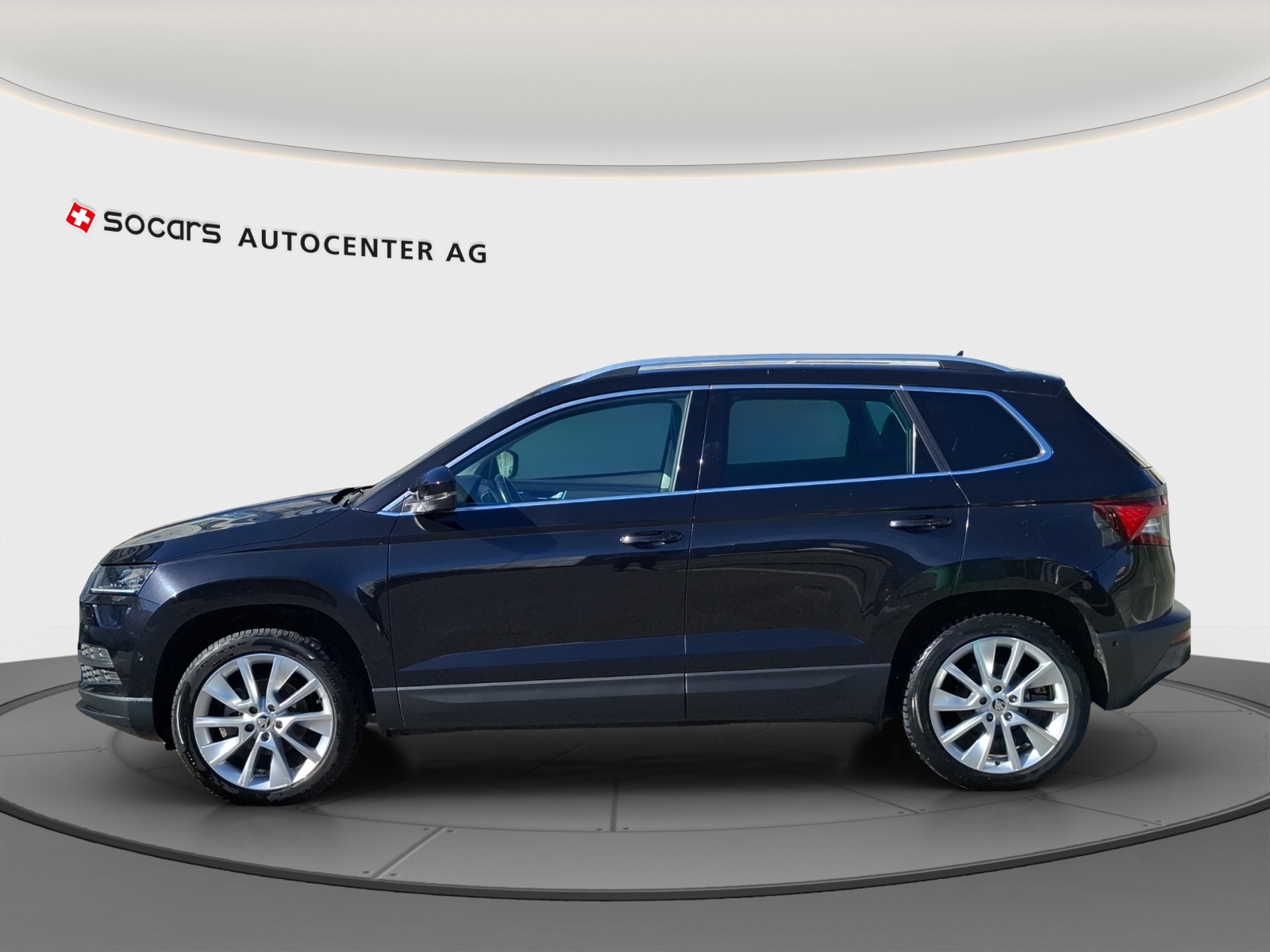 SKODA Karoq 1.5 TSI ACT Style DSG // 8-fach Aluminumbereift // Anhängerkupplung-image-5