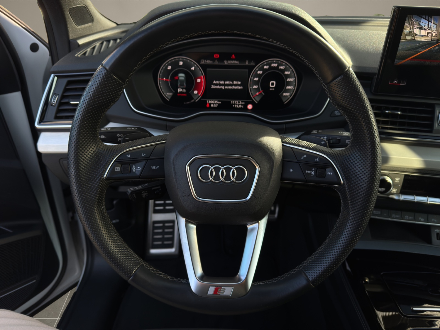 AUDI Q5 2.0 40 TDI S Line quattro S-Tronic-image-12