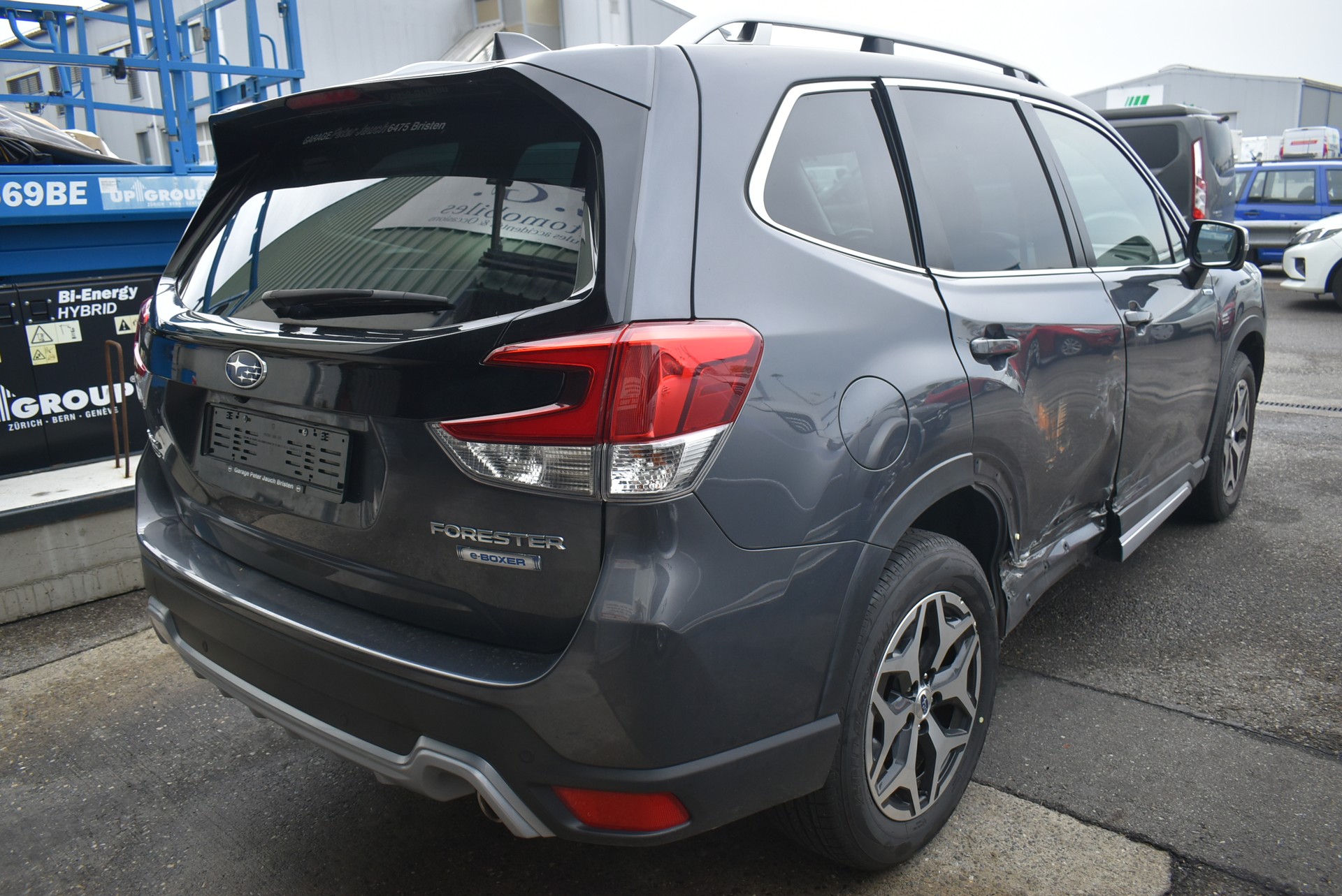 SUBARU Forester 2.0i e-Boxer Swiss Plus Lineartronic-image-14