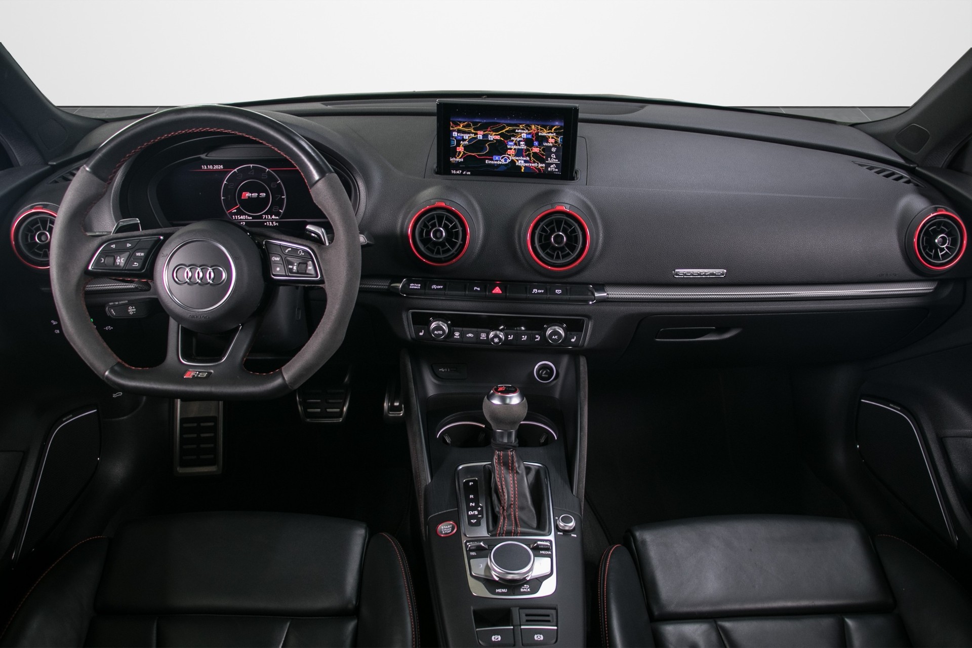 AUDI RS3 Sportback 2.5 TSI quattro S-tronic-image-3