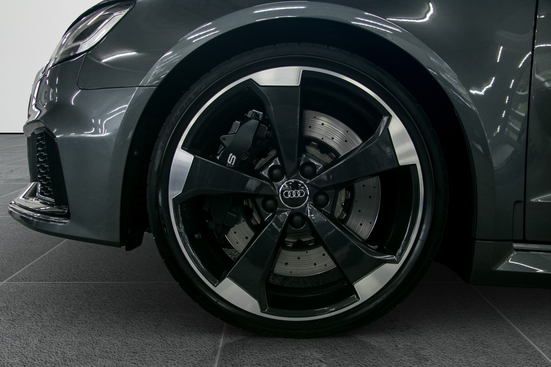 AUDI RS3 Sportback 2.5 TSI quattro S-tronic-image-13
