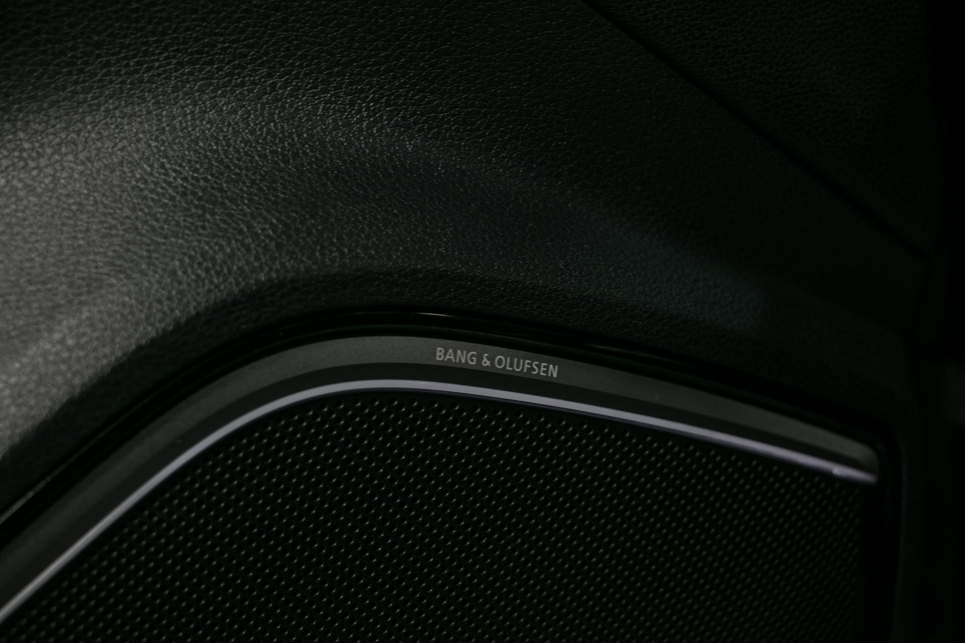 AUDI RS3 Sportback 2.5 TSI quattro S-tronic-image-7