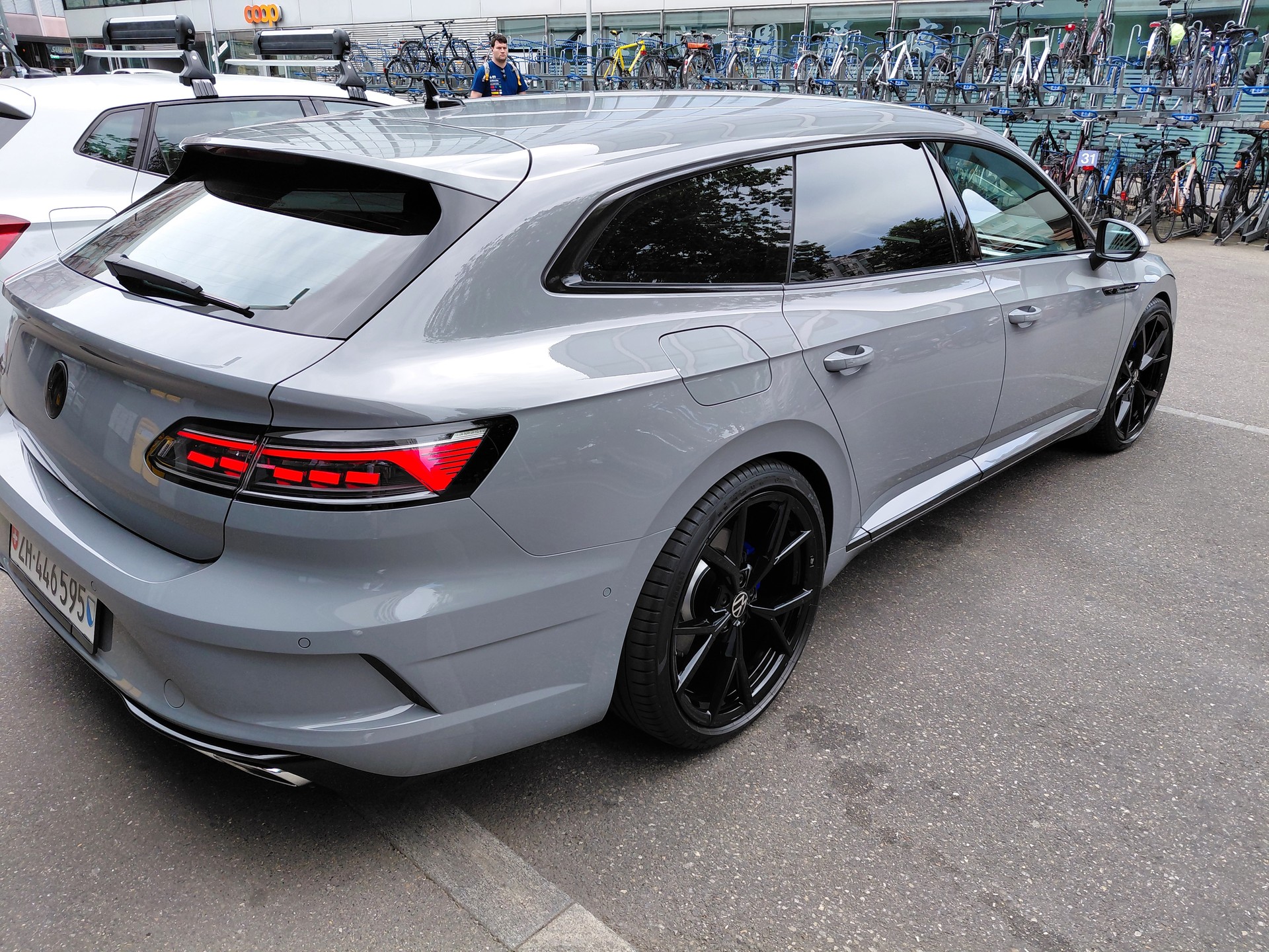 VW 2.0 TSI R DSG 4m-image-2