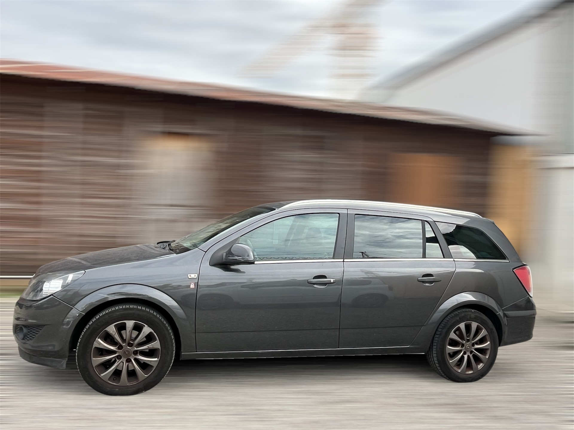 OPEL Astra Caravan 1.8i 16V Anniversary Ed. Aut.-showroom-element-2