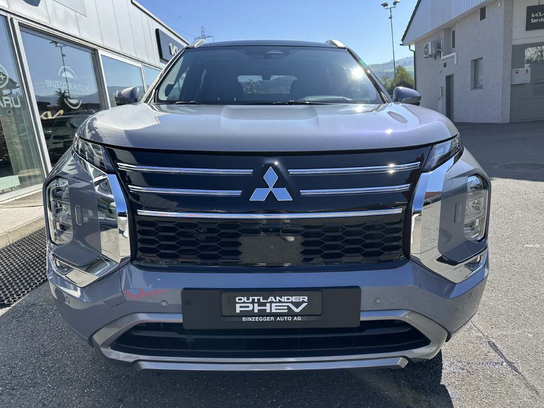 MITSUBISHI Outlander 2.4 PHEV Instyle 4x4-image-0