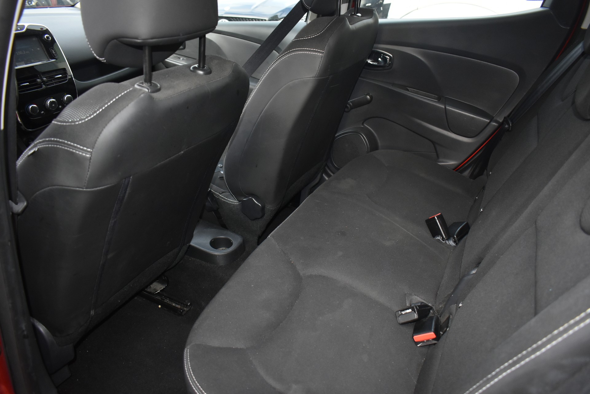 RENAULT Clio 1.2 16V Expression-image-9