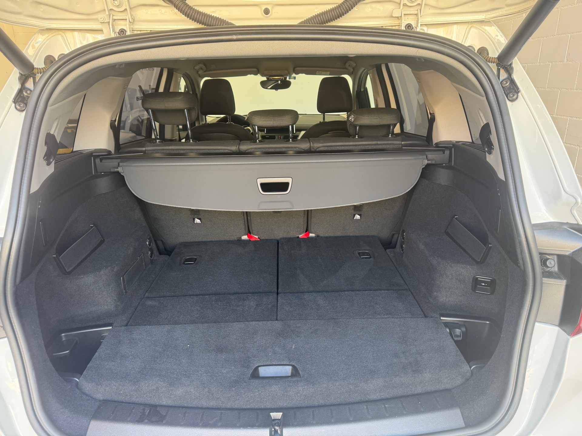 BMW 218d xDrive Gran Tourer Steptronic-image-10