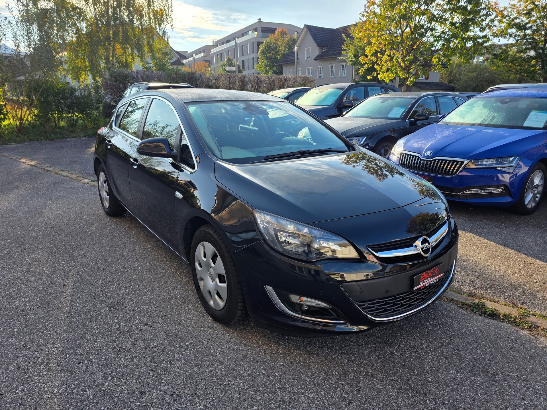 OPEL Astra 1.4i 16V Turbo Cosmo-image-4