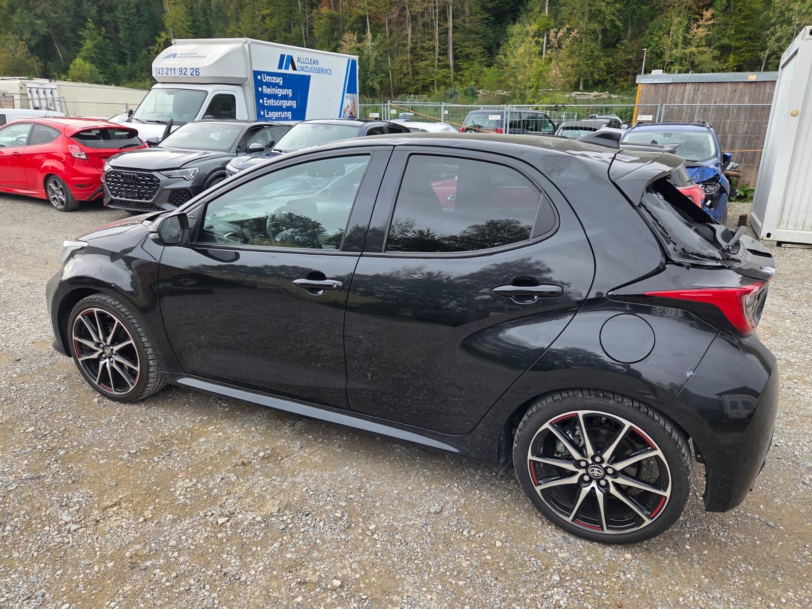 TOYOTA Yaris 1.5 GR Sport e-CVT-image-6