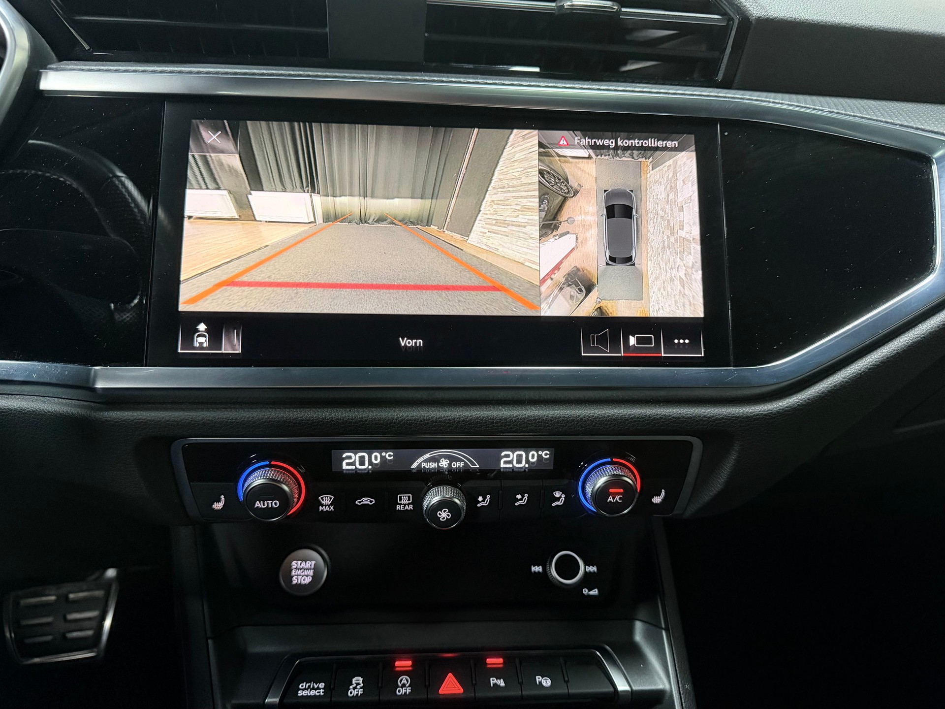AUDI Q3 Sportback 45 TFSI S line quattro S-tronic-image-19