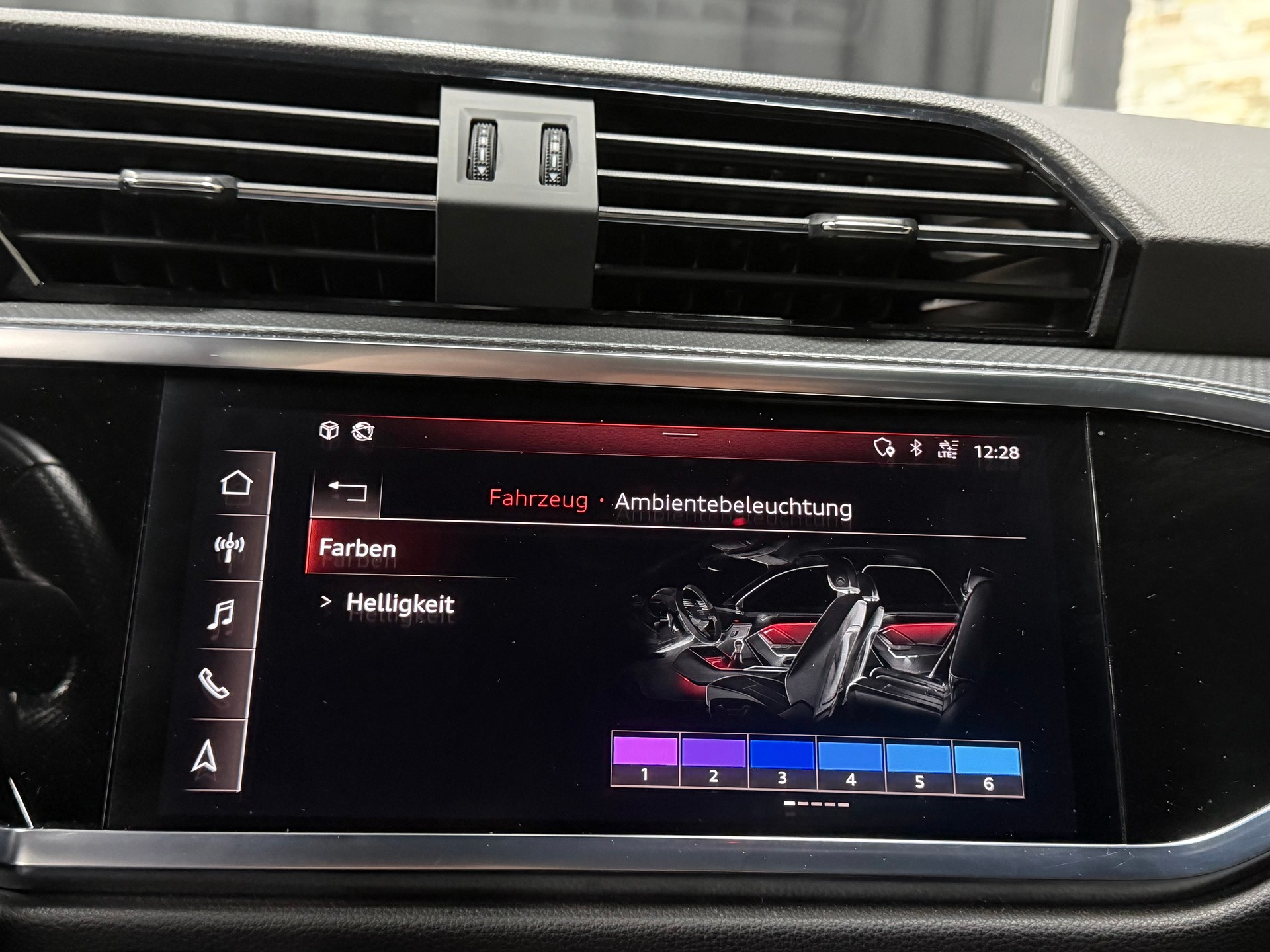 AUDI Q3 Sportback 45 TFSI S line quattro S-tronic-image-22