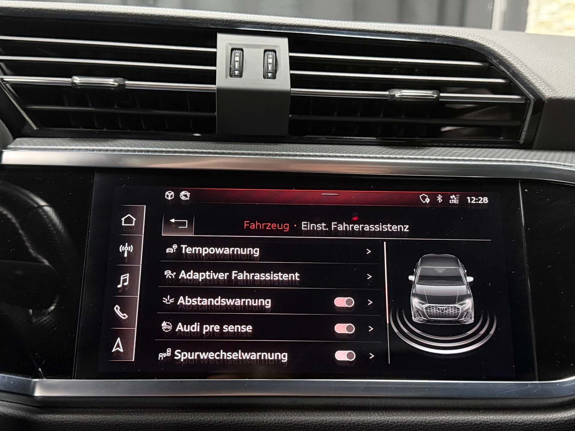 AUDI Q3 Sportback 45 TFSI S line quattro S-tronic-image-20