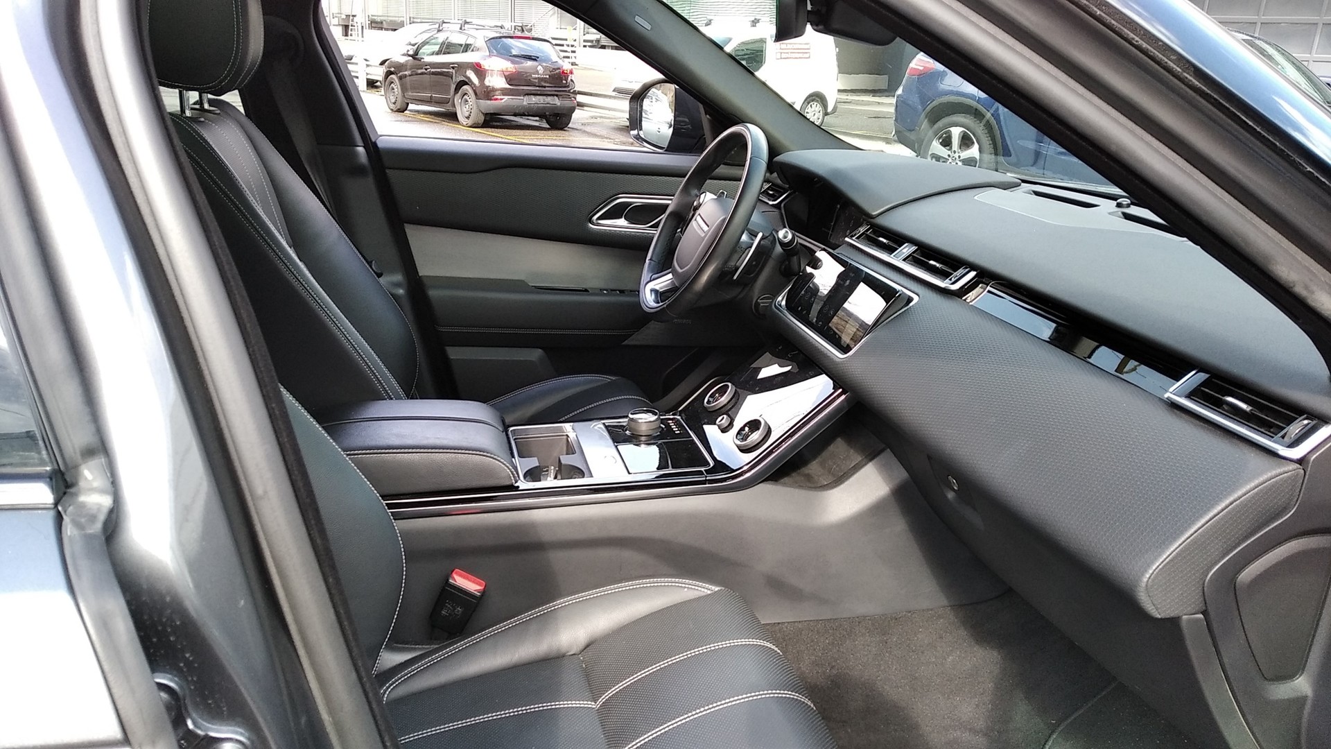 LAND ROVER Range Rover Velar R-Dynamic P 300 S Automatic-image-6