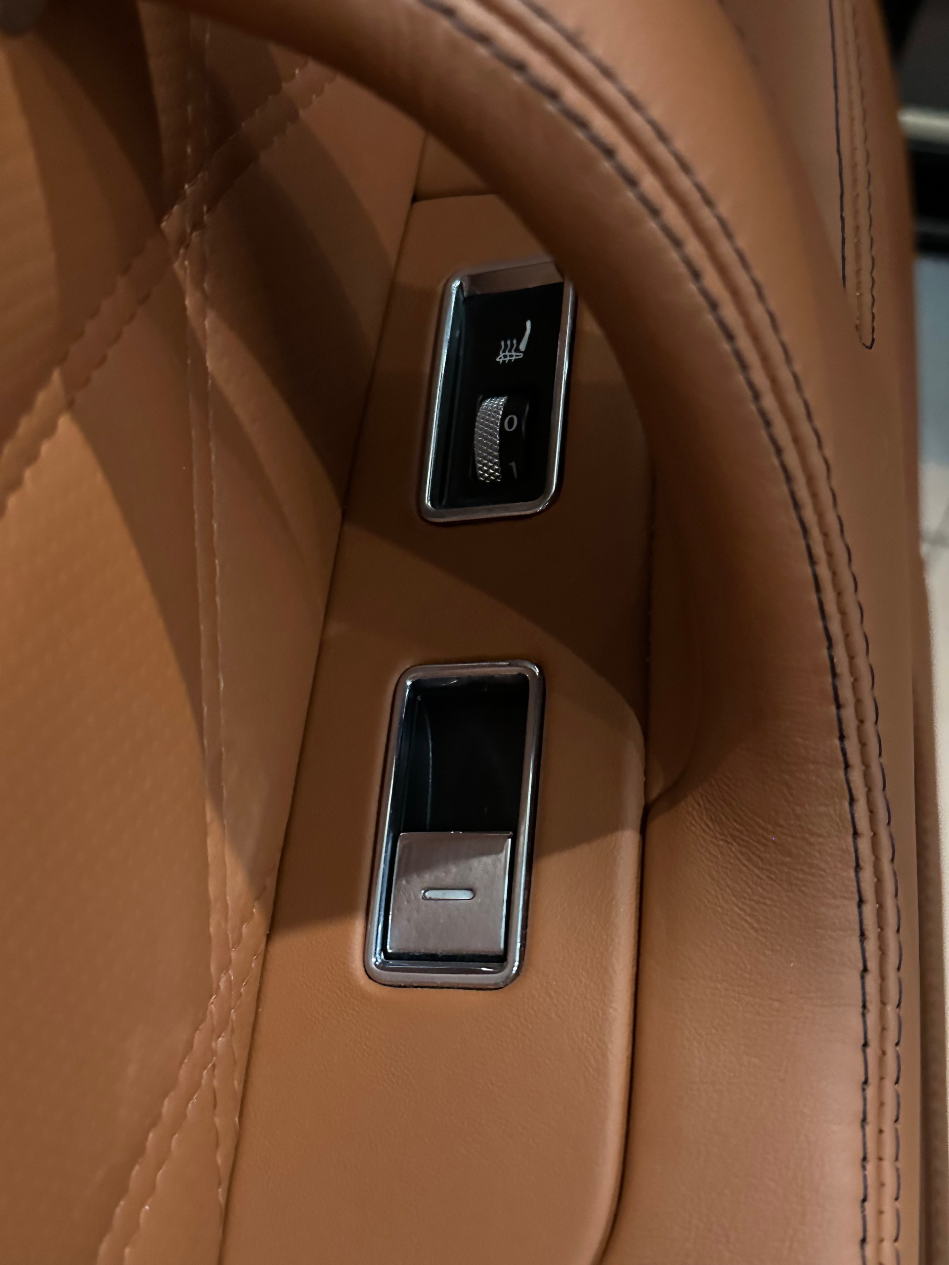 BENTLEY Continental Flying Spur 6.0 Speed-image-11