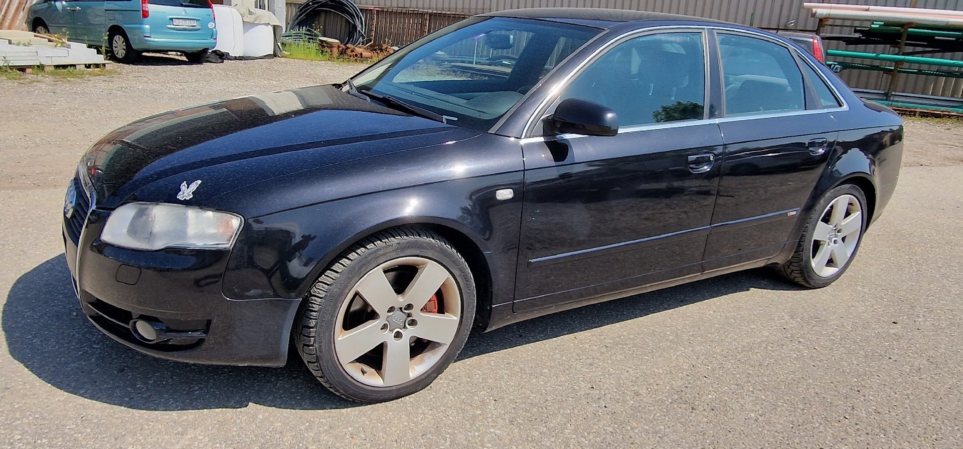 AUDI A4 2.0 Turbo FSI quattro-image-1