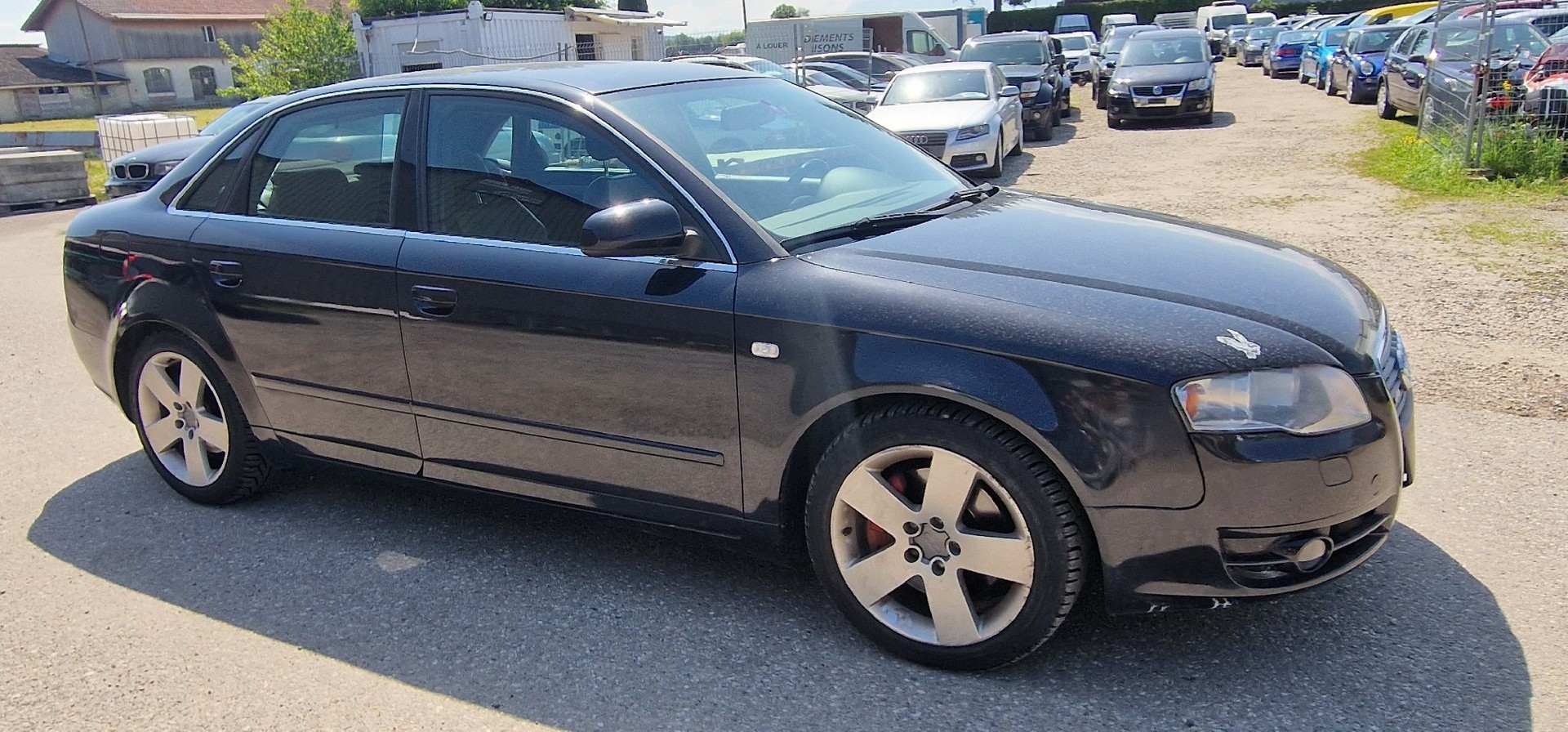 AUDI A4 2.0 Turbo FSI quattro-image-3