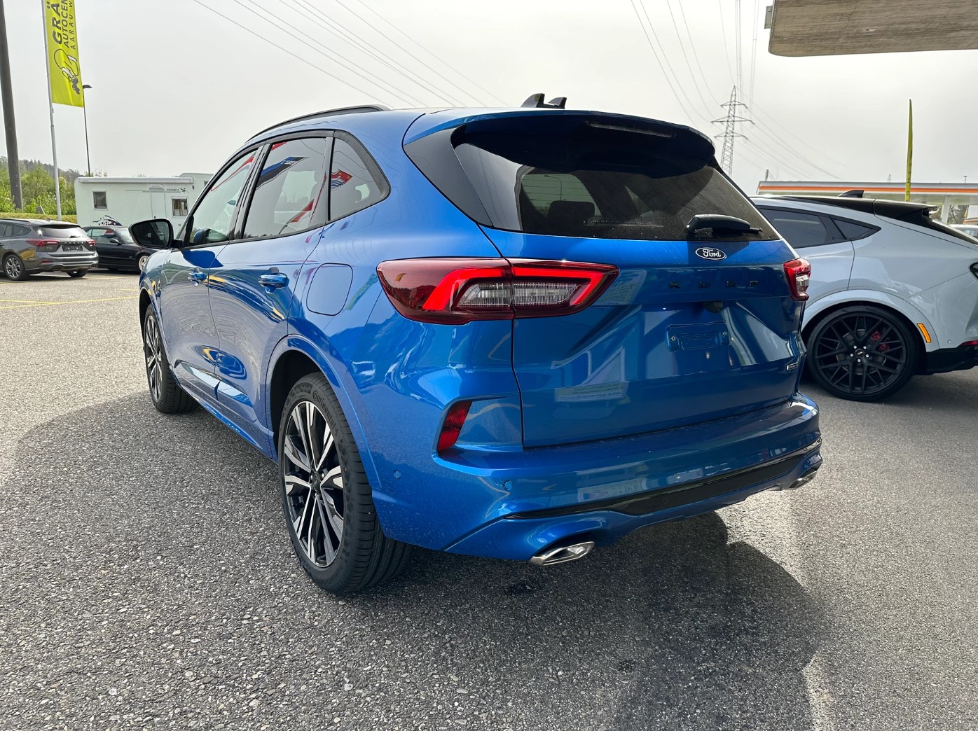 FORD Kuga 2.5 FHEV ST-Line X 4WD-image-4