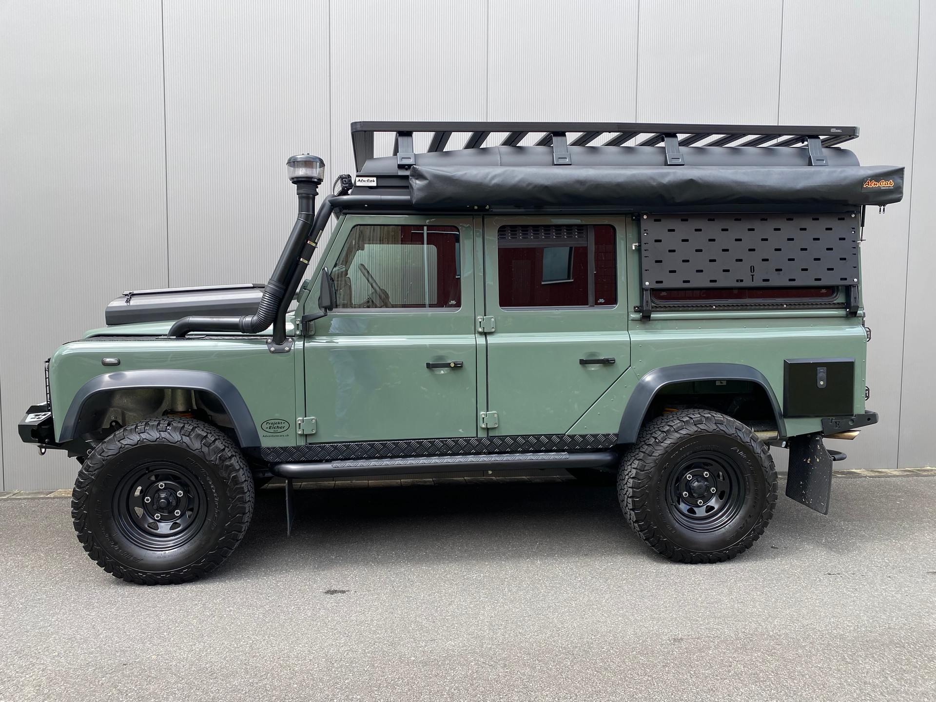 LAND ROVER Defender 110 300TDi Weltreisefahrzeug-image-1