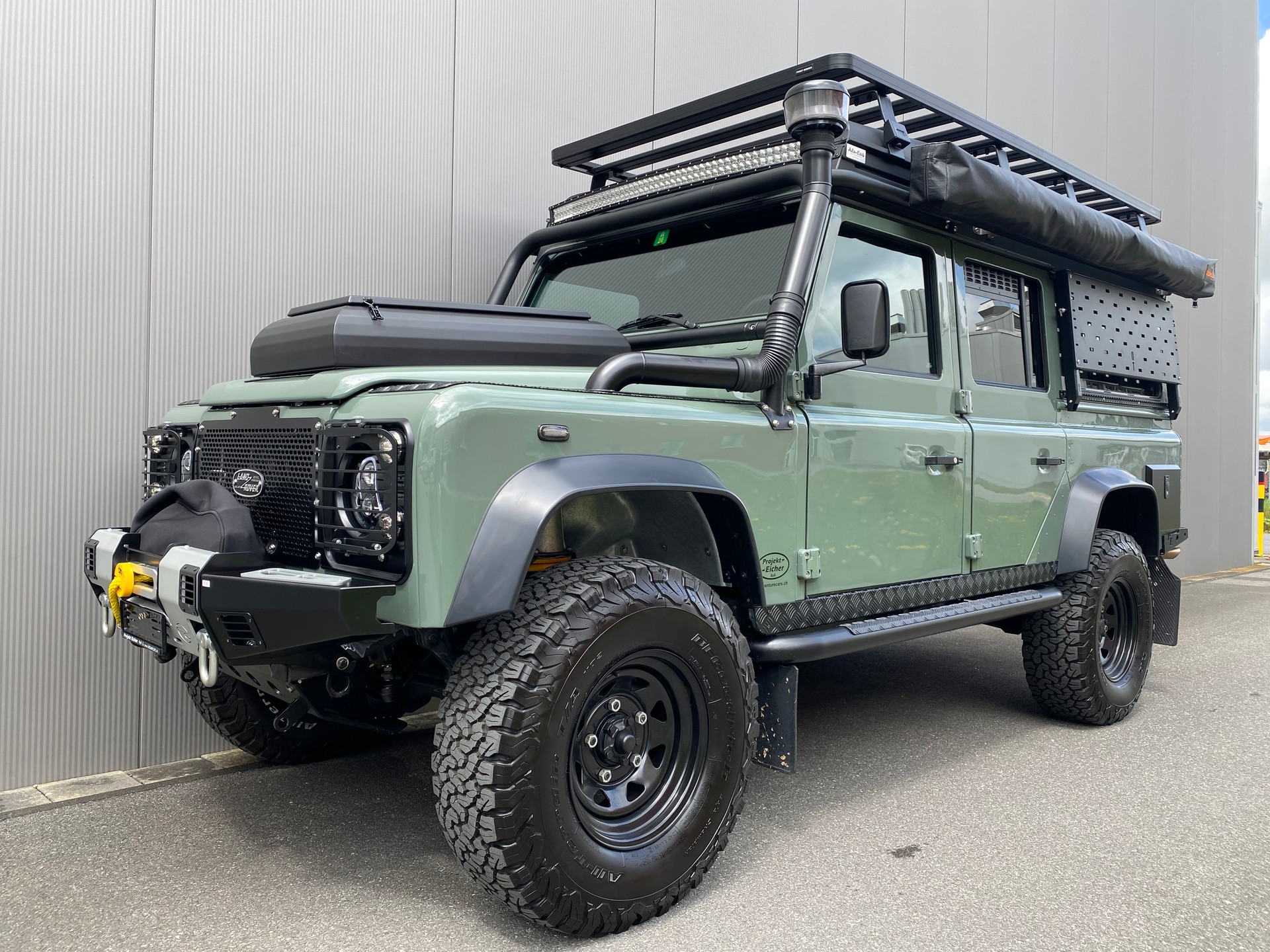LAND ROVER Defender 110 300TDi Weltreisefahrzeug-image-0