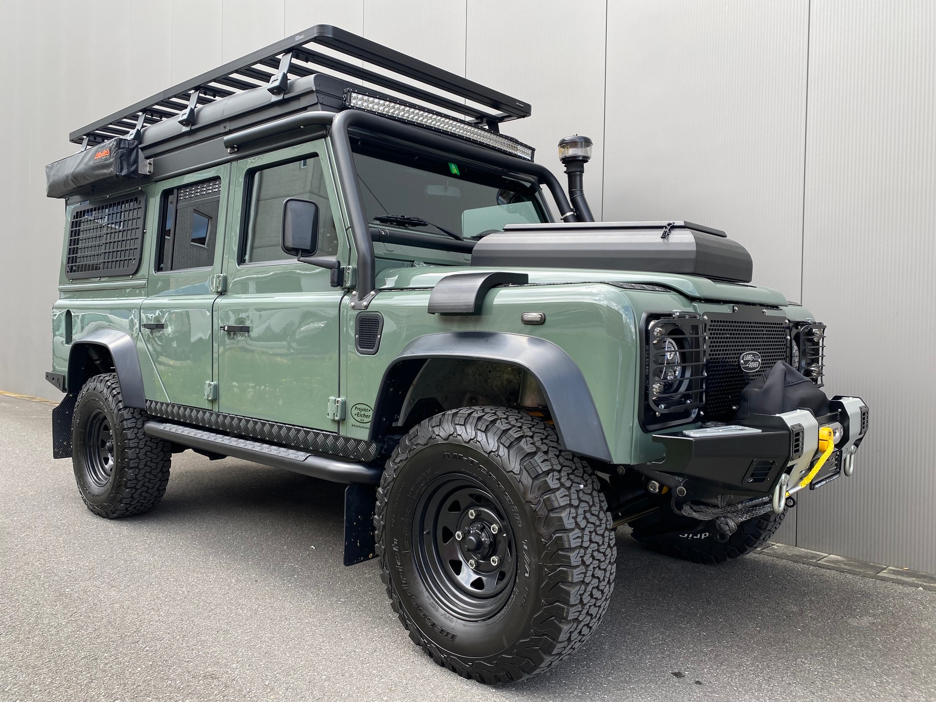 LAND ROVER Defender 110 300TDi Weltreisefahrzeug-image-3