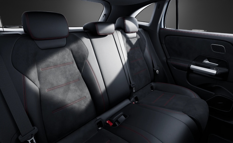 MERCEDES-BENZ GLA 250 4Matic 8G-DCT-image-6
