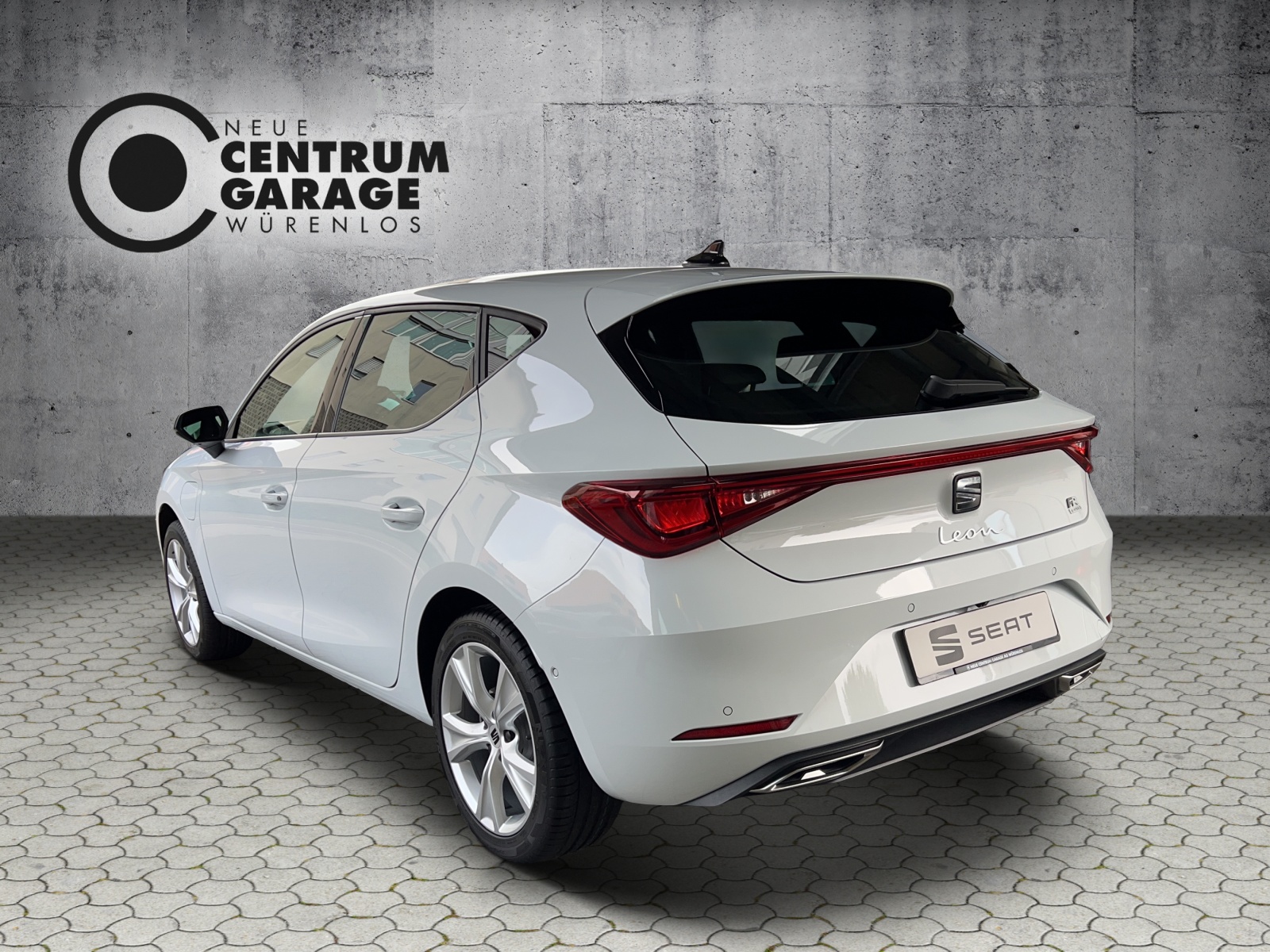 SEAT Leon ST 1.4 eHybrid pHEV DSG Move FR-image-5