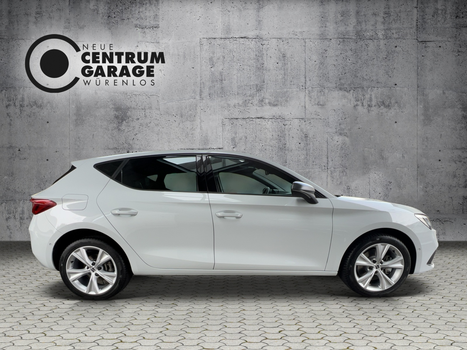 SEAT Leon ST 1.4 eHybrid pHEV DSG Move FR-image-2