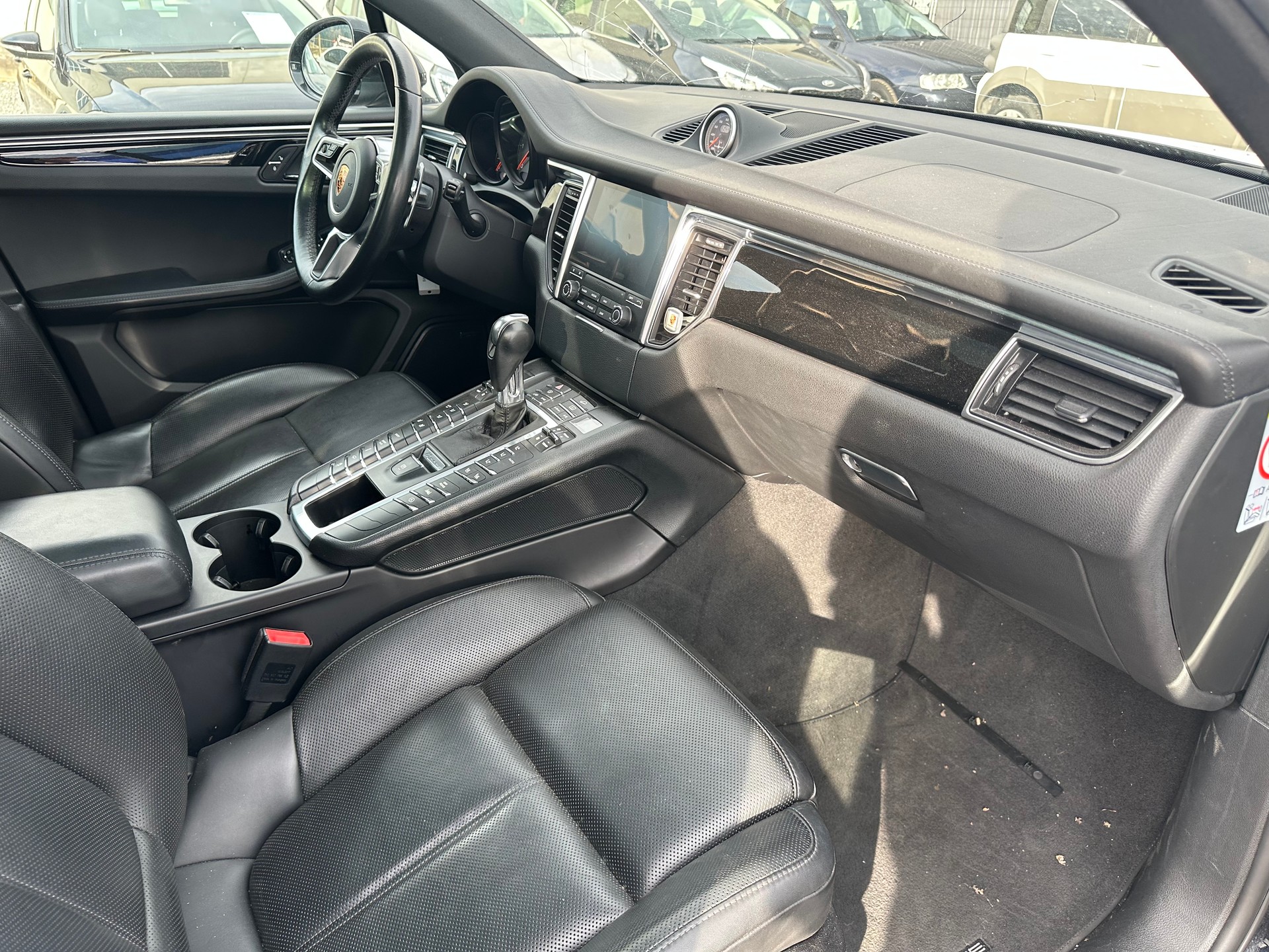 PORSCHE Macan S Diesel PDK-image-11