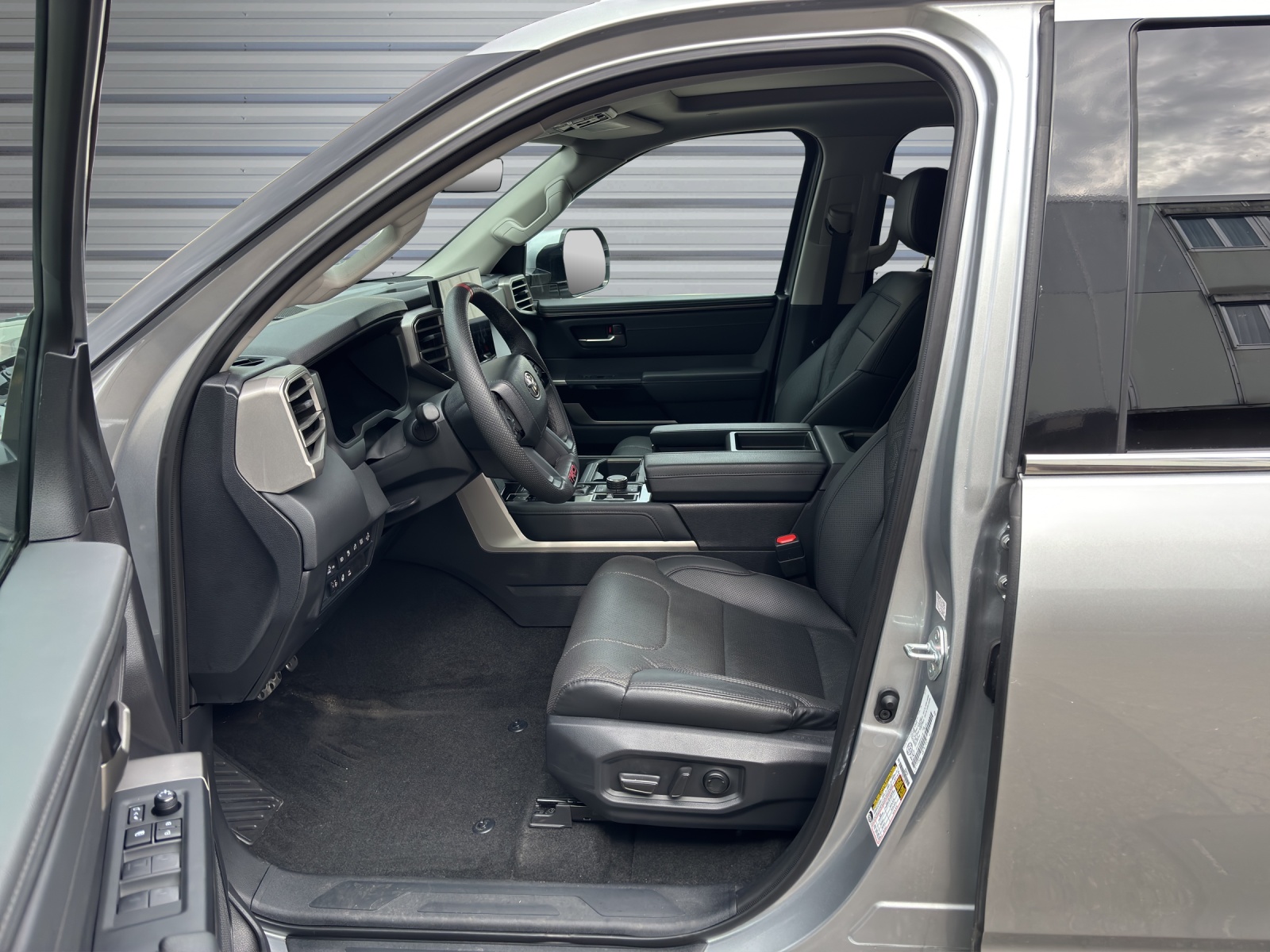 TOYOTA Tundra 3.5 V6 Bi-Turbo Hybrid Limited TRD Offroad-image-9